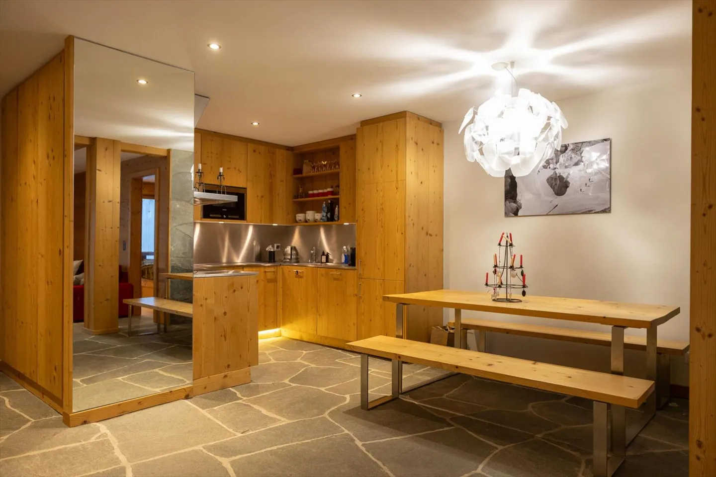 Appartement chaleureux dans le complexe Mer de Glace - Photo 4 sur 13