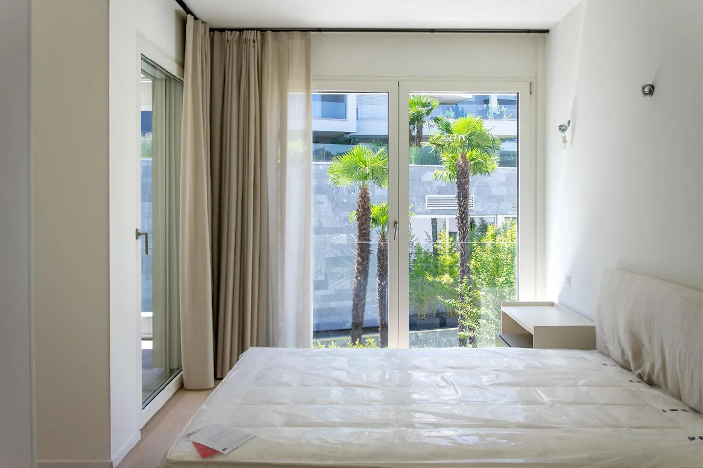 Lusso Contemporaneo con Vista sul Lago - Foto 6 di 11