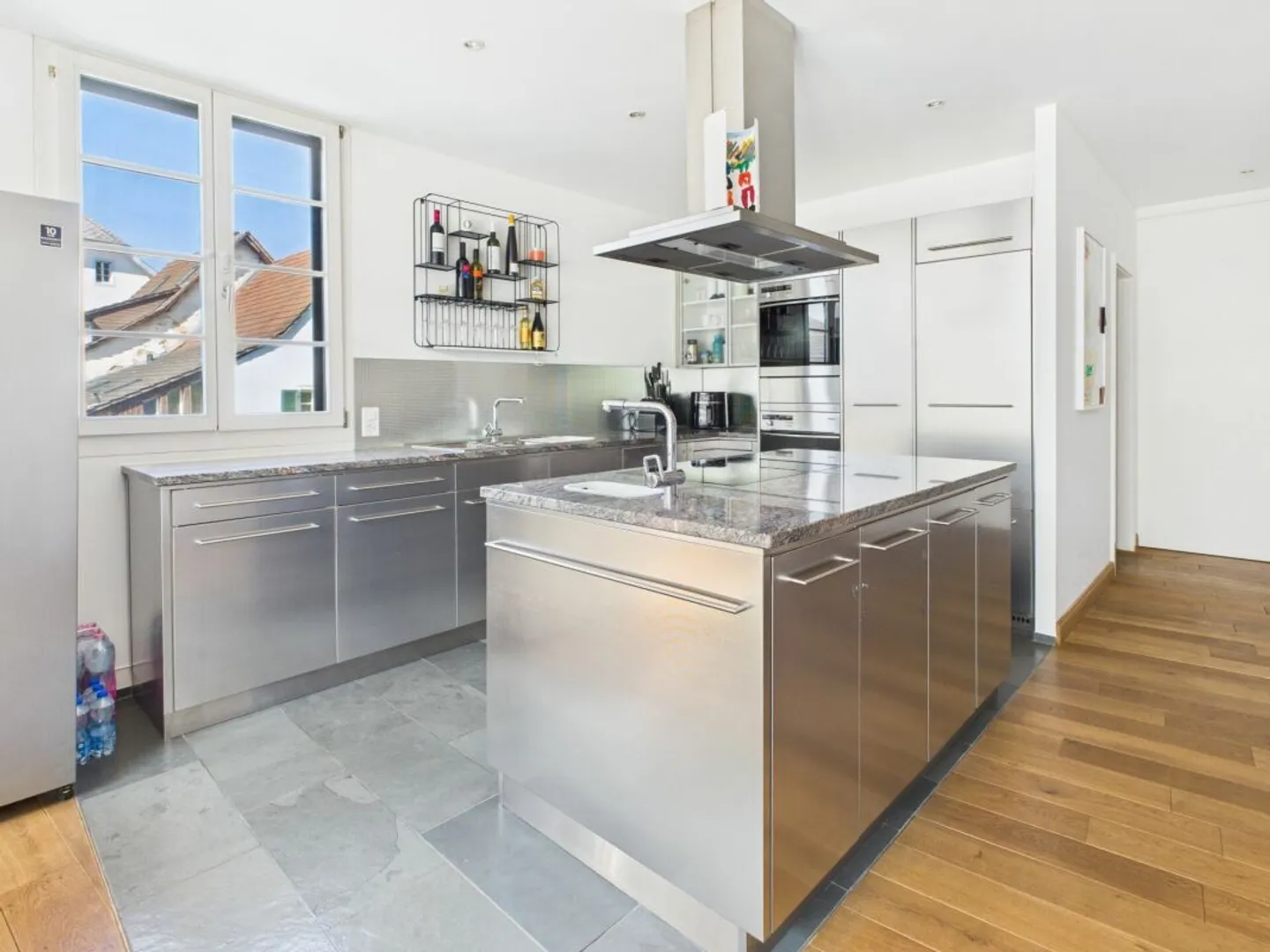 Appartement familial de 6 pièces avec grand jardin - Photo 7 sur 12