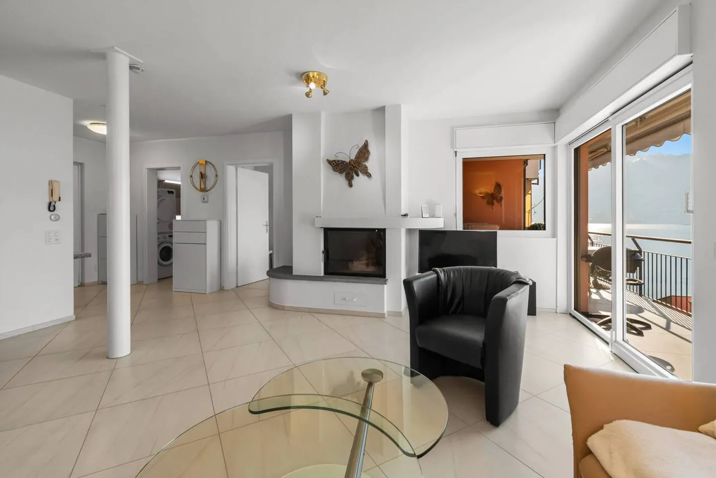 Bijou di 2,5 stanze con vista panoramica sul Lago Maggiore - Foto 4 di 13