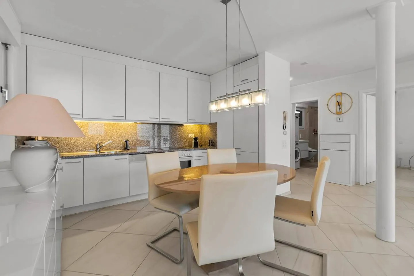 Bijou di 2,5 stanze con vista panoramica sul Lago Maggiore - Foto 5 di 13