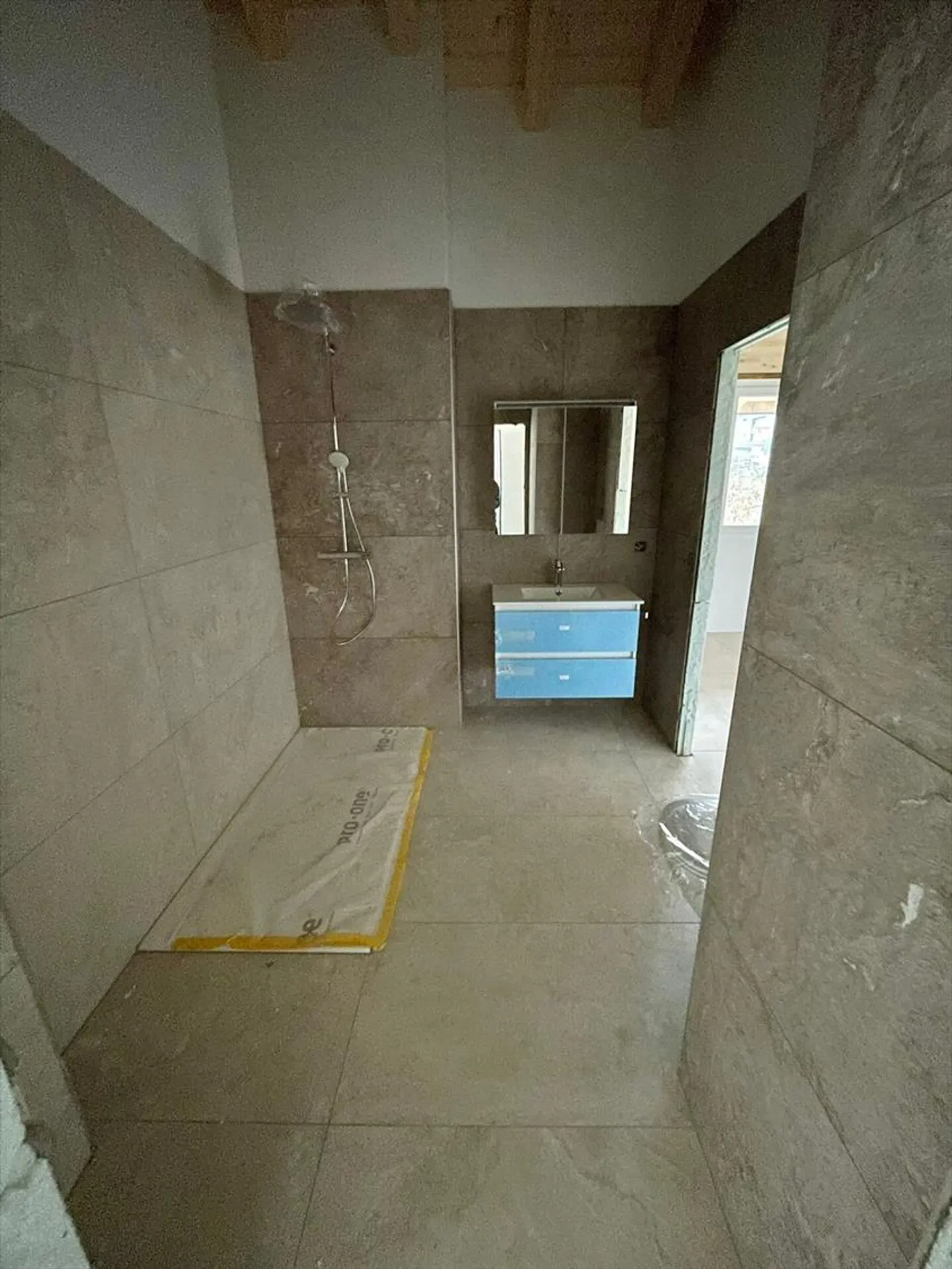 Advertising for 4 Apartments - Photo 10 of 13