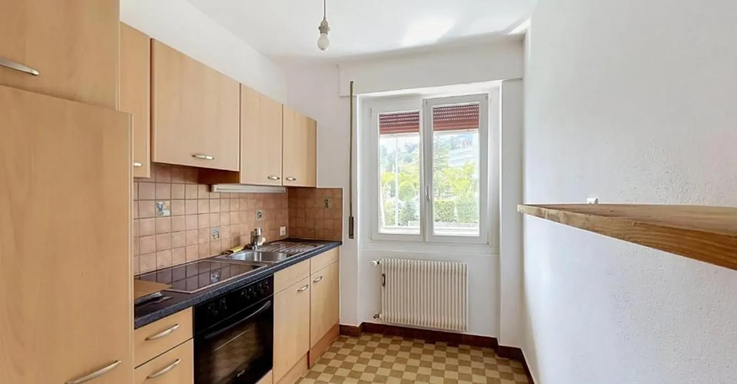 Beautiful 2-room apartment near downtown - Photo 3 of 10