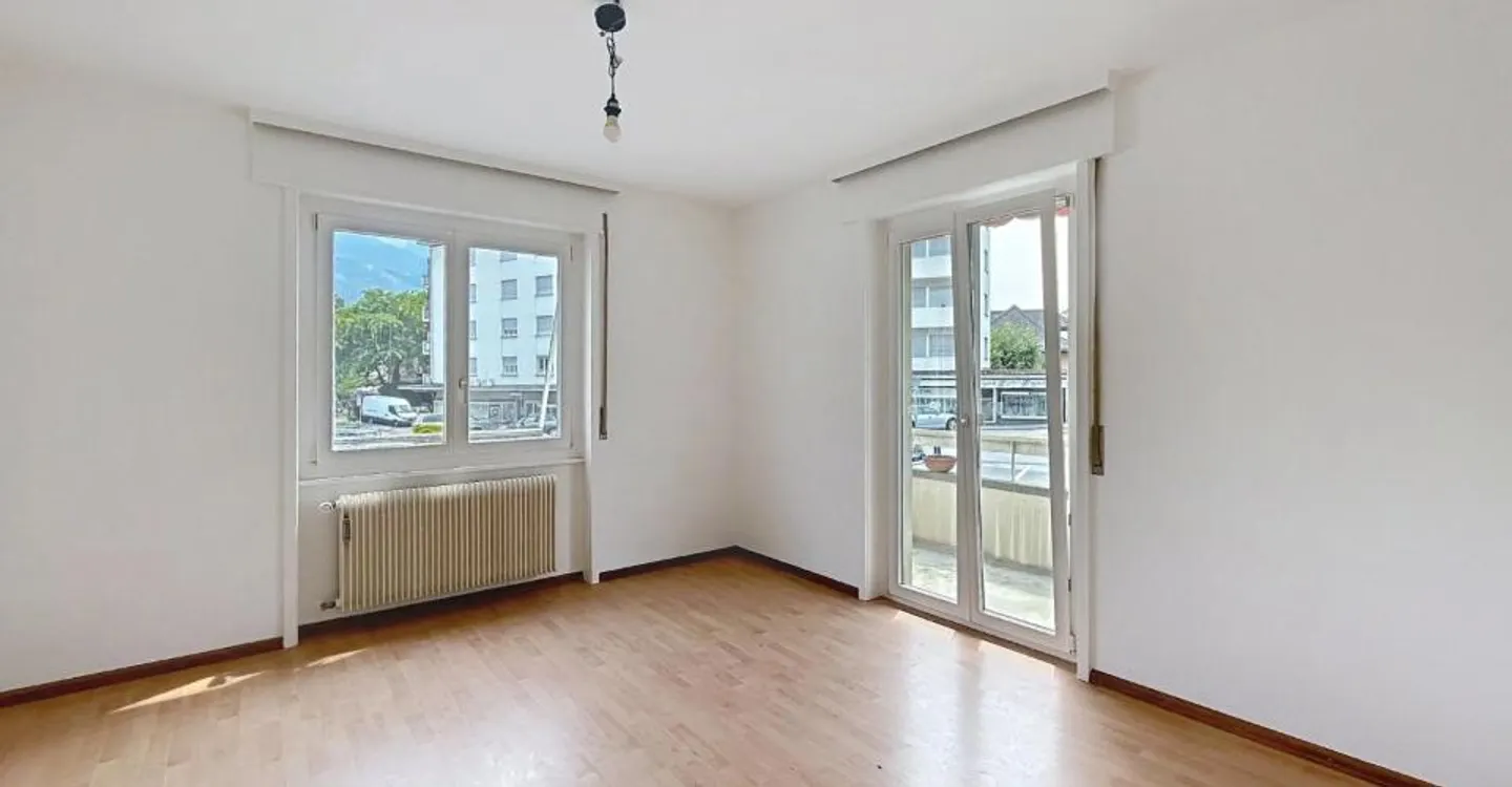 Beautiful 2-room apartment near downtown - Photo 8 of 10