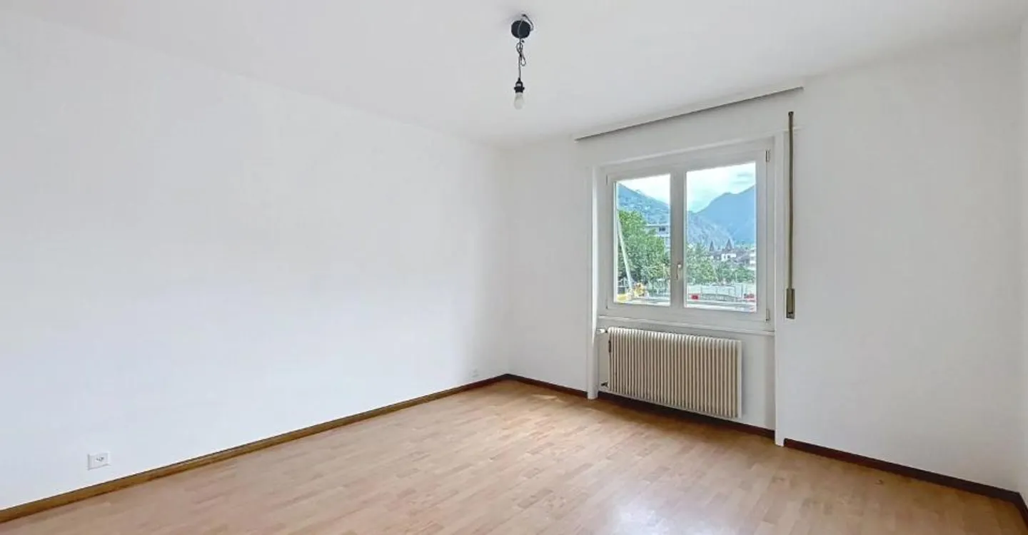 Beautiful 2-room apartment near downtown - Photo 9 of 10