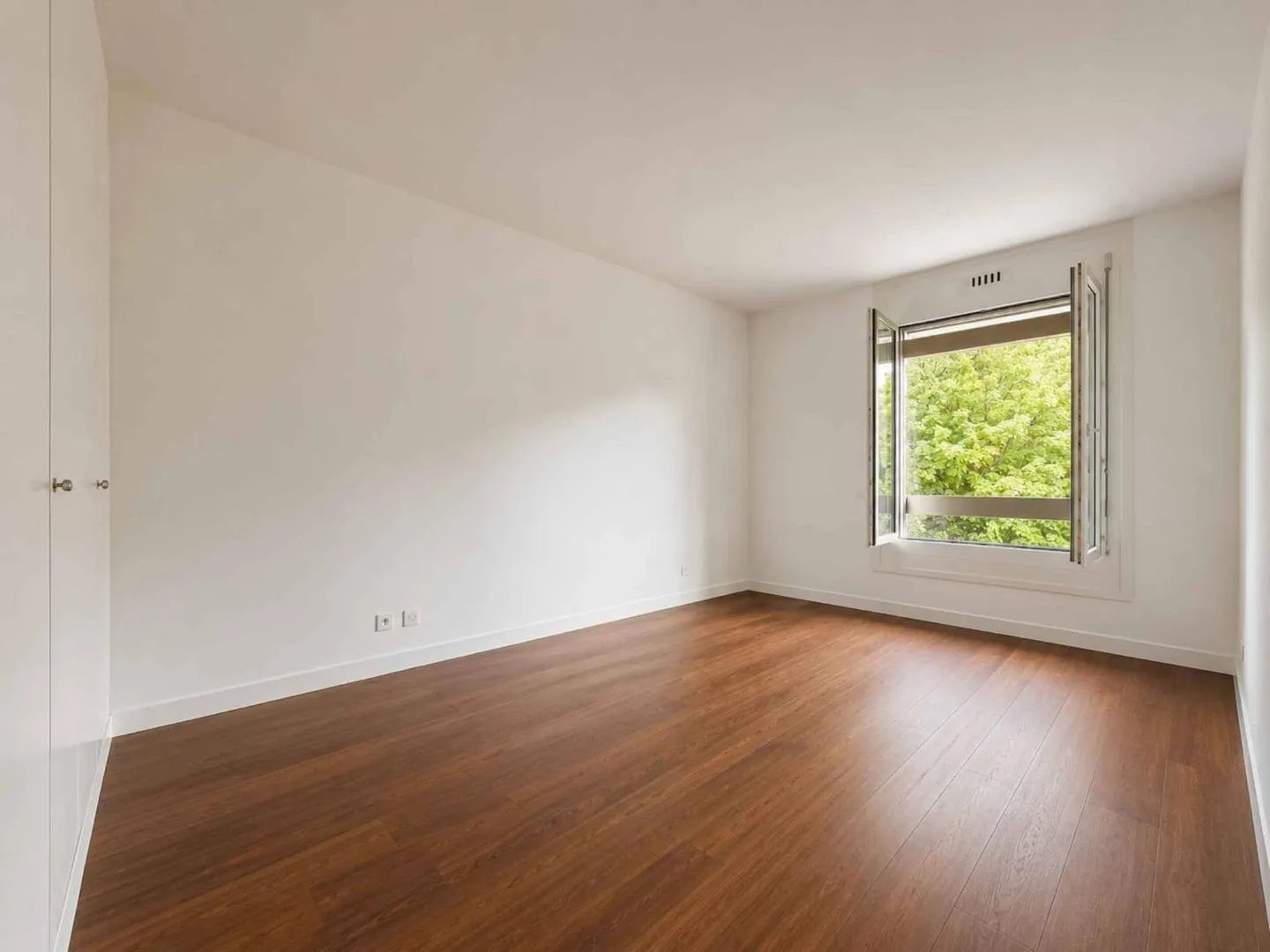 Appartement spacieux 5 pièces - Photo 8 sur 11