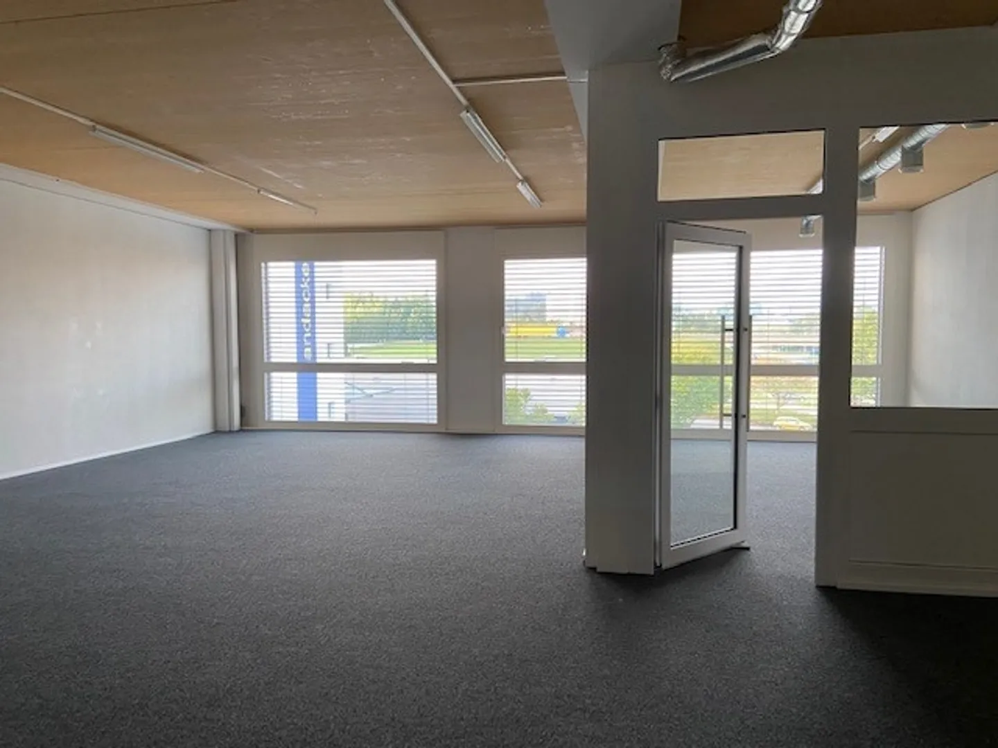 Diverse moderne Gewerbeflächen/Büros zu vermieten 18m2 - 140m2 - Foto 5 von 6