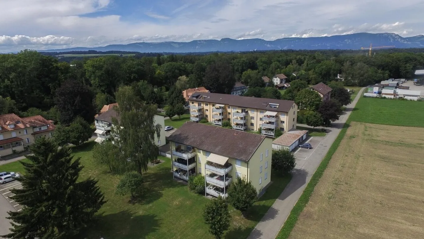 Tolle 4.5-Zimmerwohng im Hochparterre für Familien mit Spielplatz - Foto 1 von 8