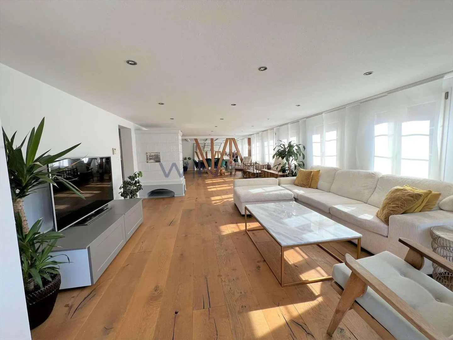 Così insignificante eppure tutto ciò che hai sempre voluto - Foto 1 di 5