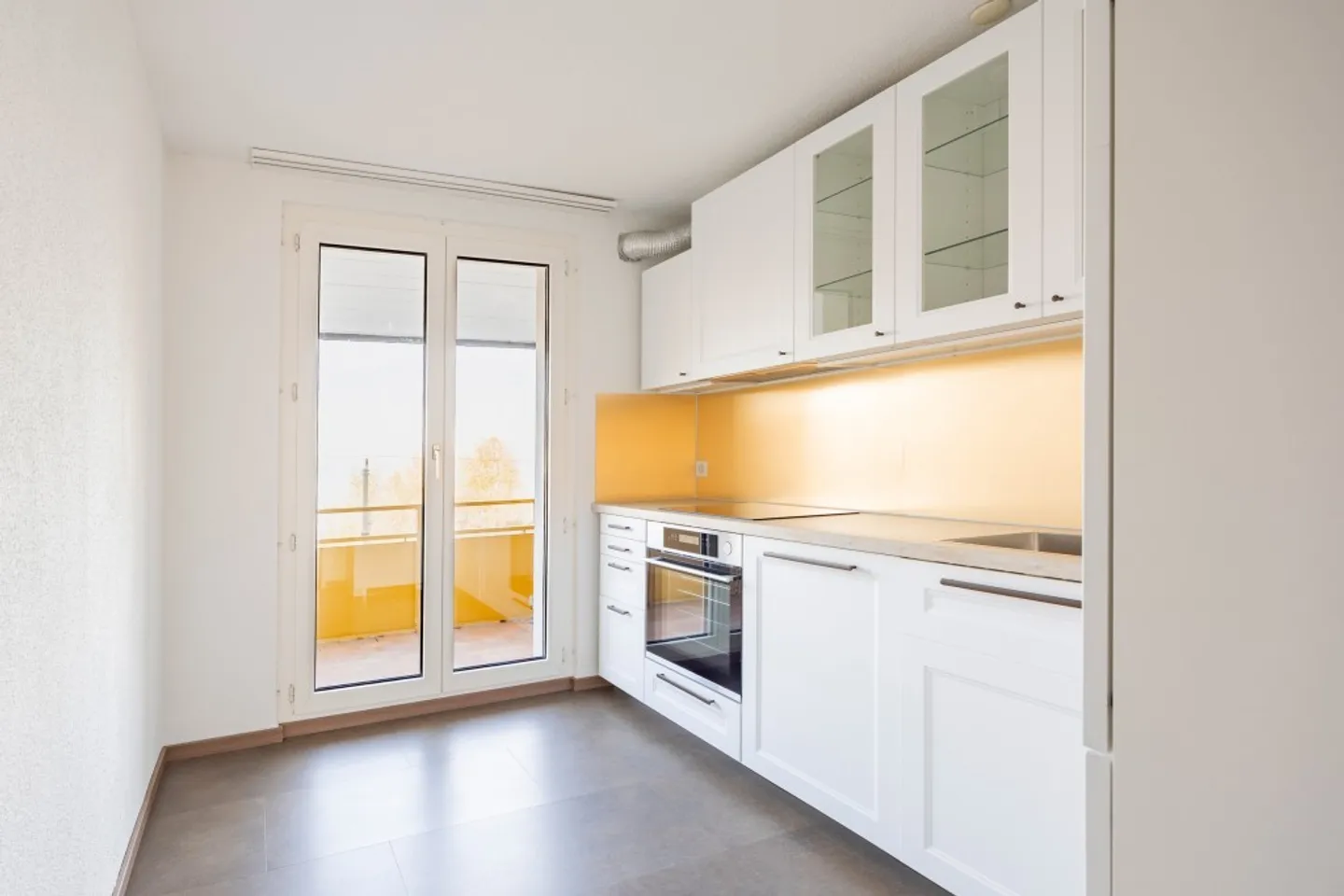 Appartement rénové de 3,5 pièces au bord du lac de Constance - Photo 3 sur 6