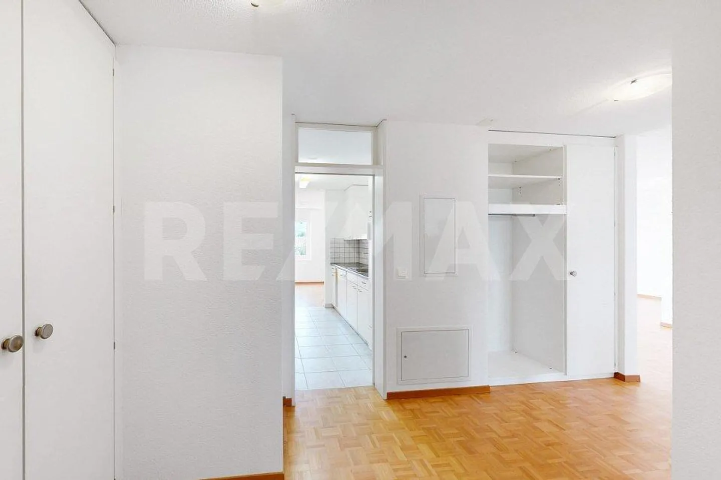 Appartamento 3.5 locali, 1° piano, ascensore, superficie utile 98 m², balcone 8 m², vista nel verde ... - Foto 5 di 13
