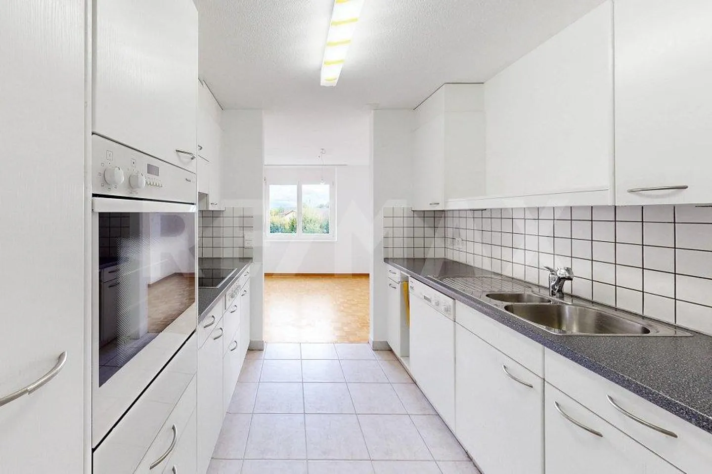 Appartamento 3.5 locali, 1° piano, ascensore, superficie utile 98 m², balcone 8 m², vista nel verde ... - Foto 9 di 13