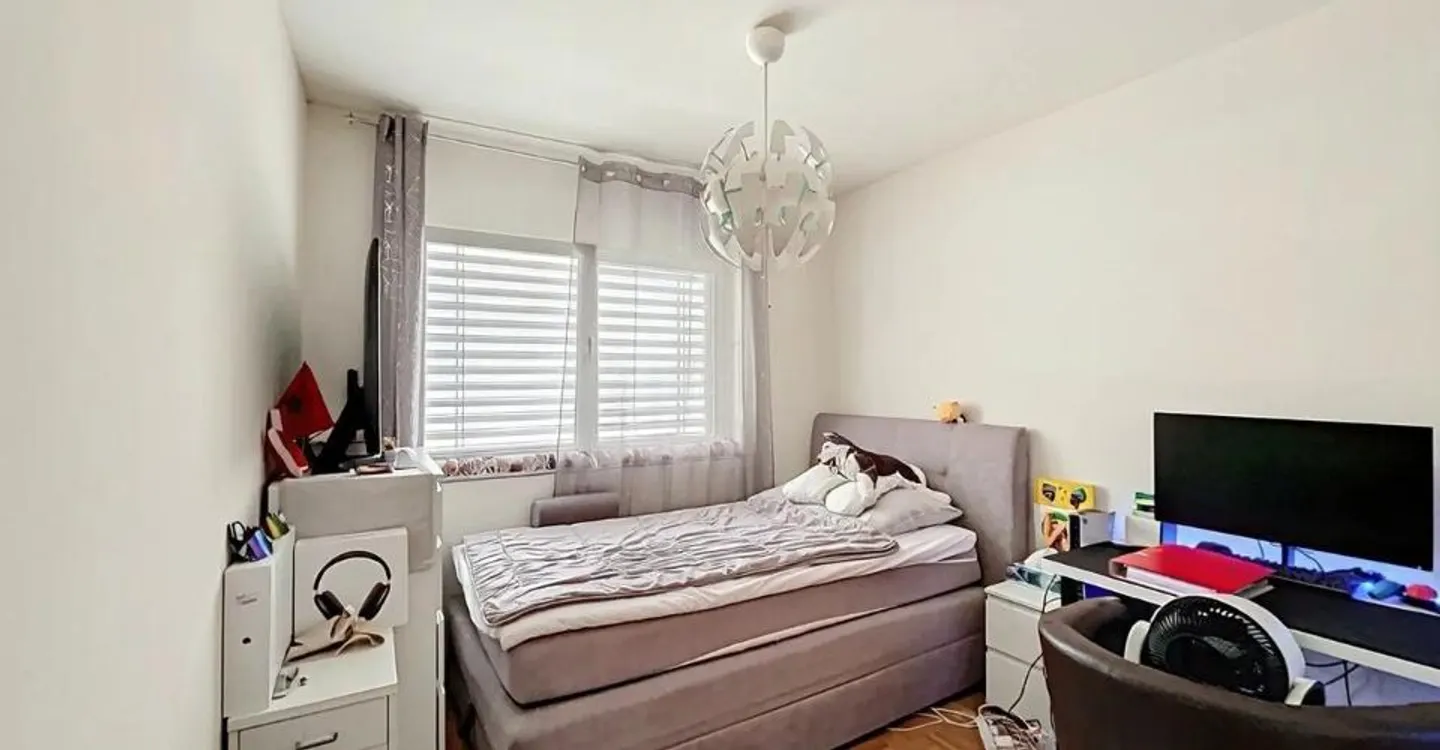 Geräumige 4,5 Zimmer mit großer Terrasse und freiem Blick in Conthey - Foto 7 von 10