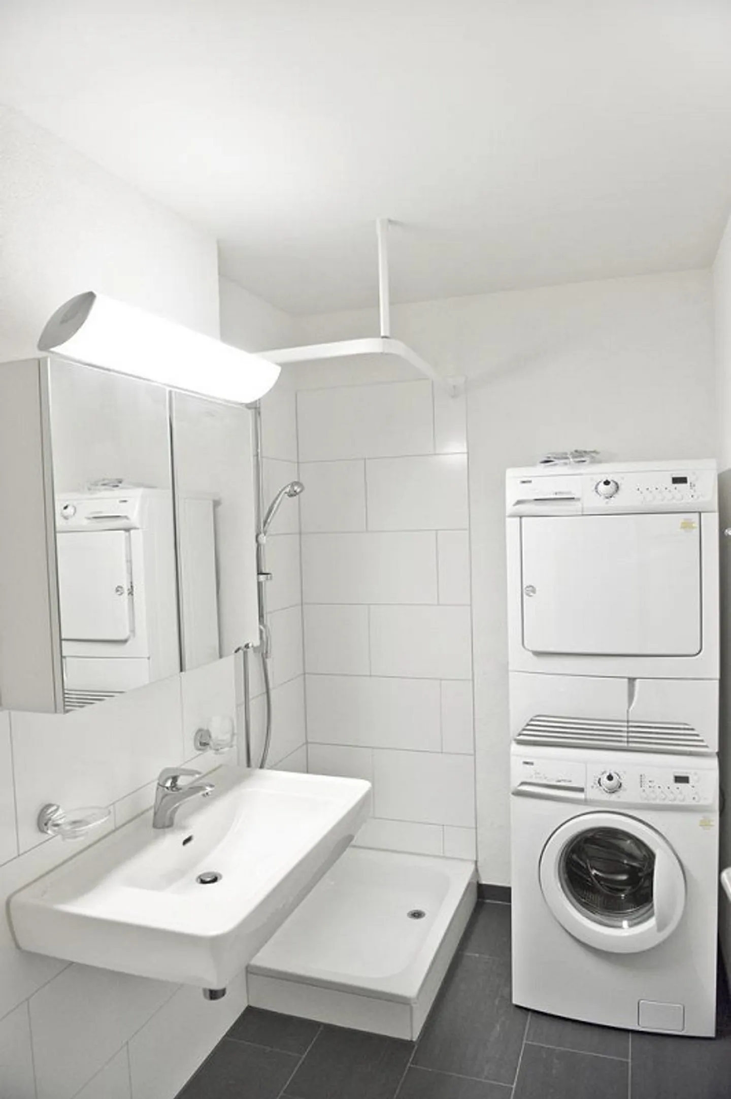 Grosszügige Maisonette mit Balkonen - Foto 1 von 9