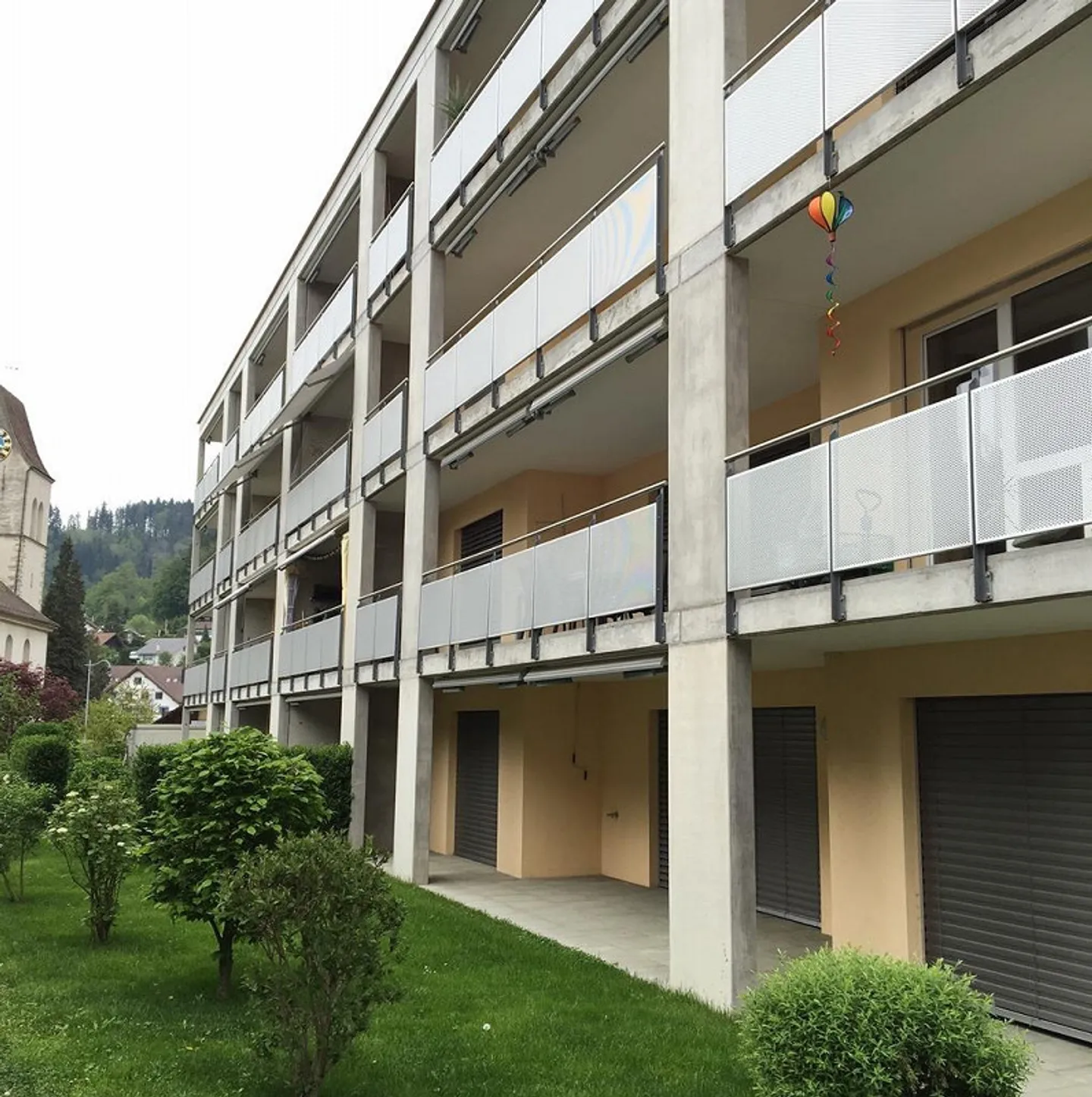 Grosszügige Maisonette mit Balkonen - Foto 3 von 9