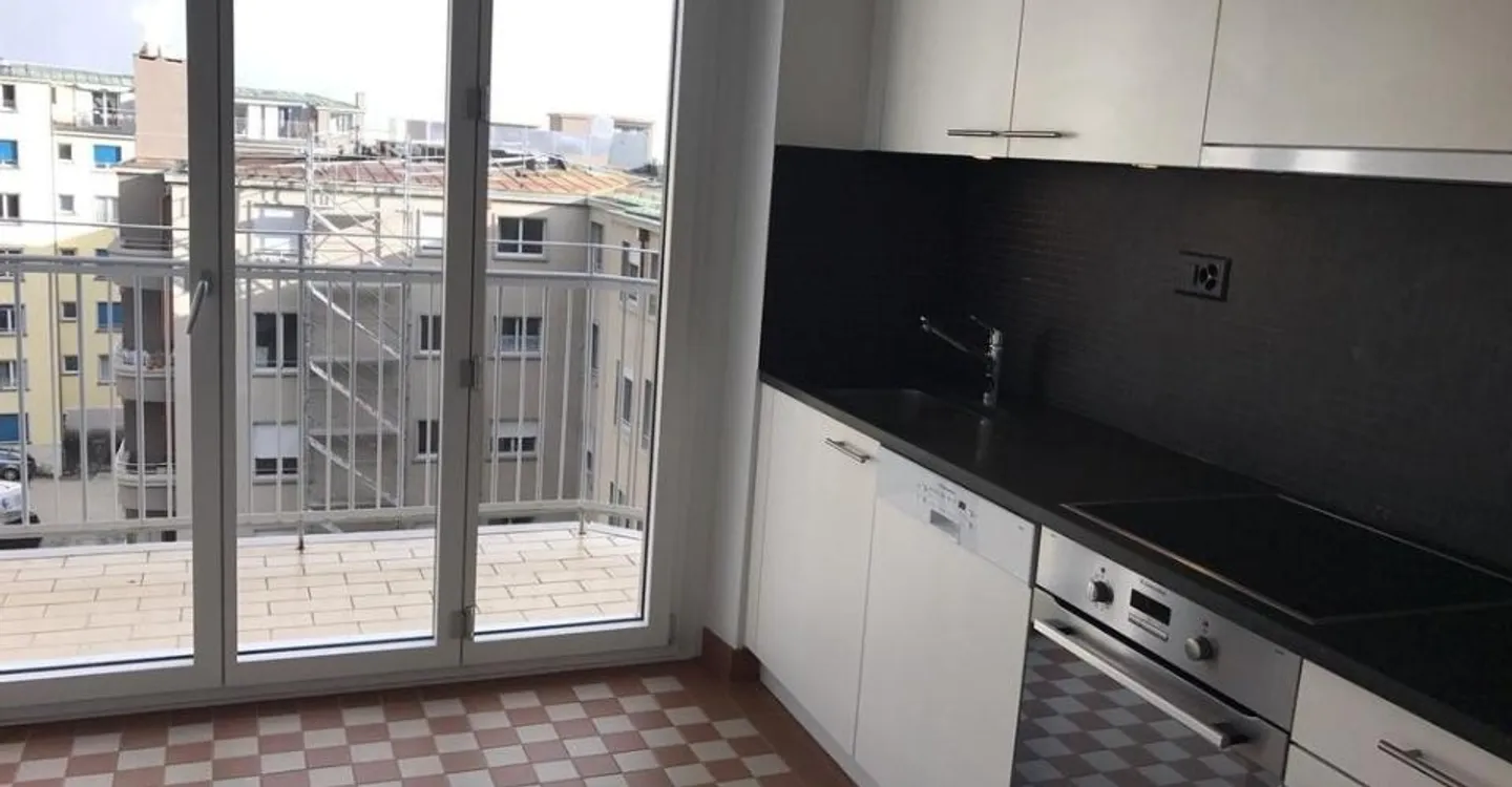 Are you looking for accommodation in the city center near Chauderon? - Photo 3 of 7