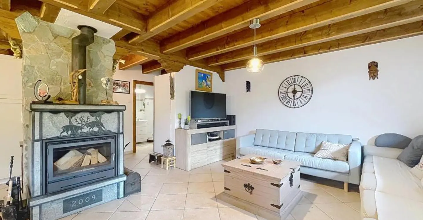Villa familiale de 4.5 pièces - Photo 3 sur 13
