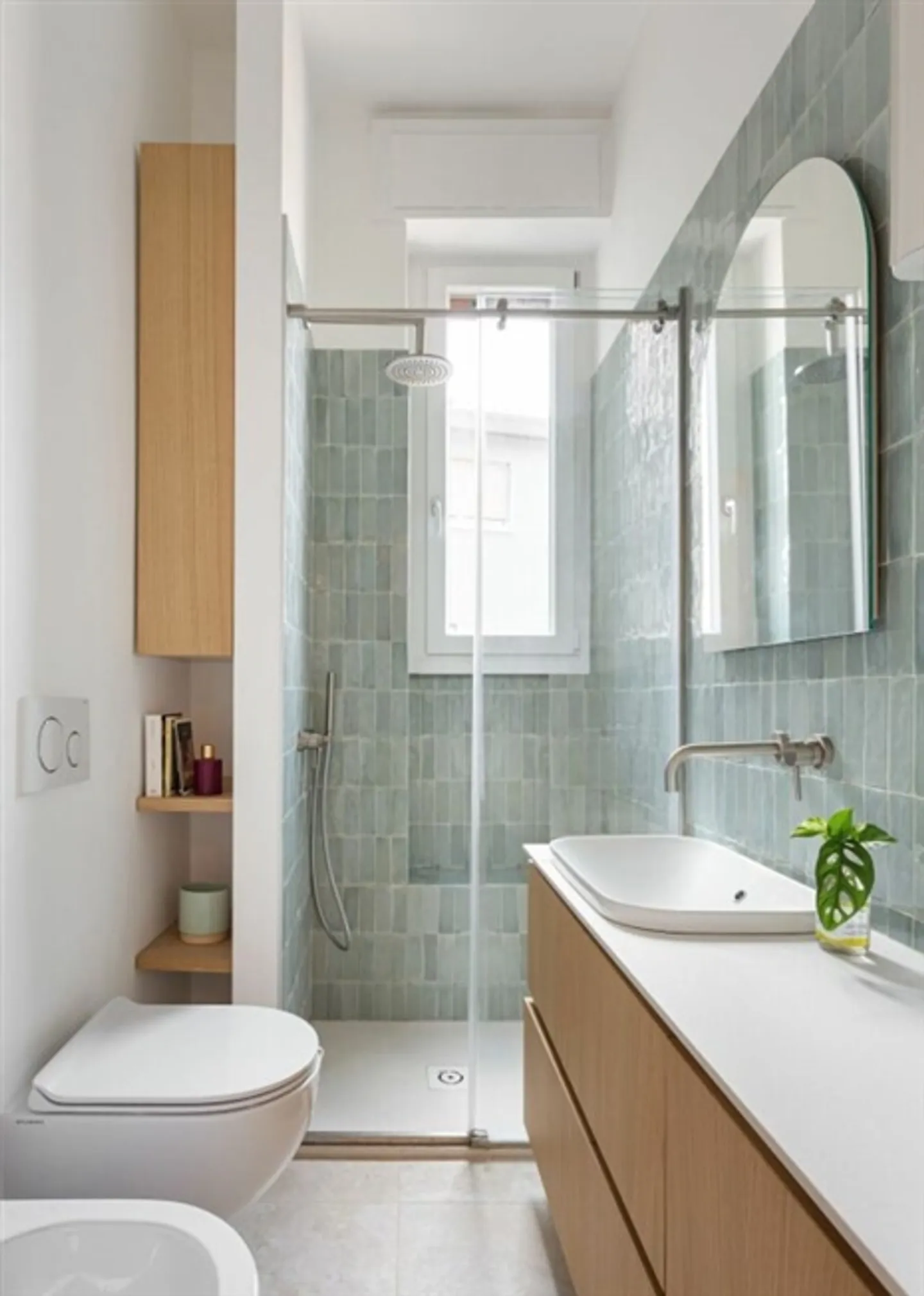 Dachgeschoss 4,5 Zimmer mit Balkon in Bex - Photo 2 of 9