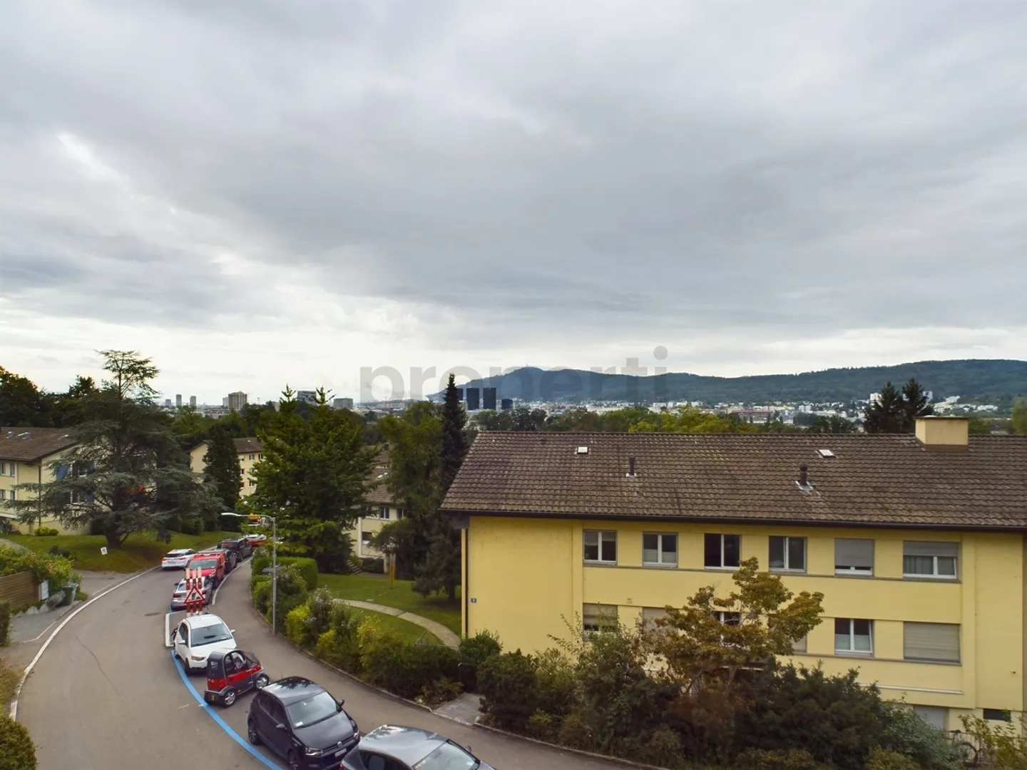 Furnished 3.5-room apartment in District 10 with beautiful views - Photo 9 of 10