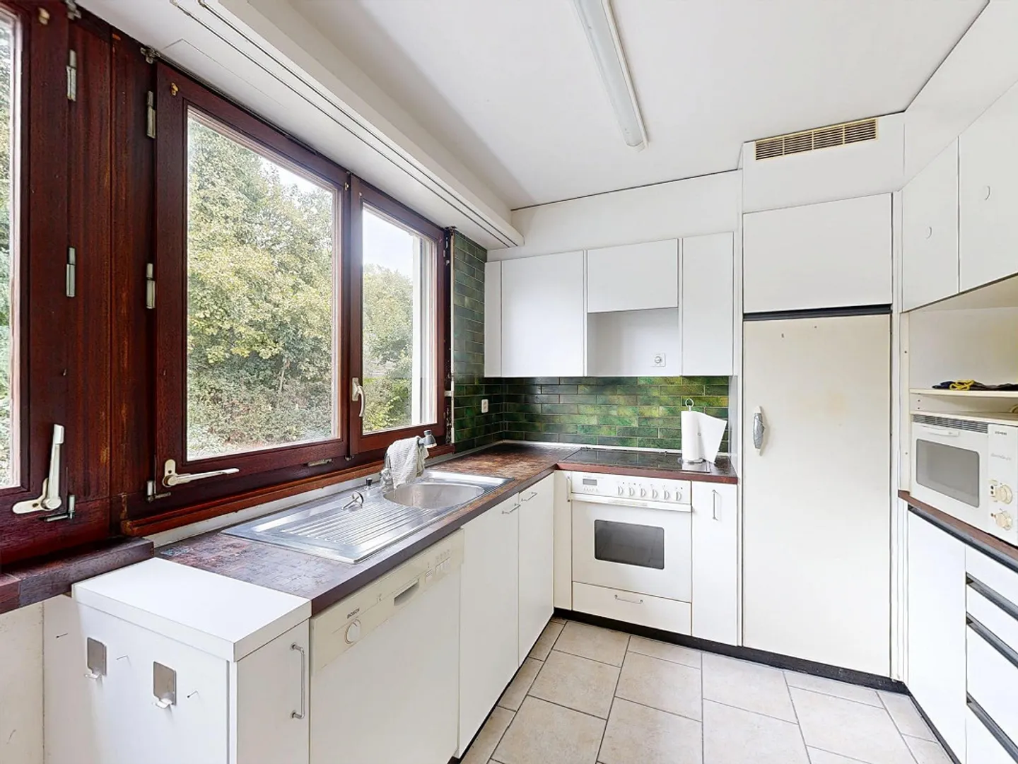 Spacious 5.5-room semi-detached house with versatile expansion potential - Photo 5 of 15