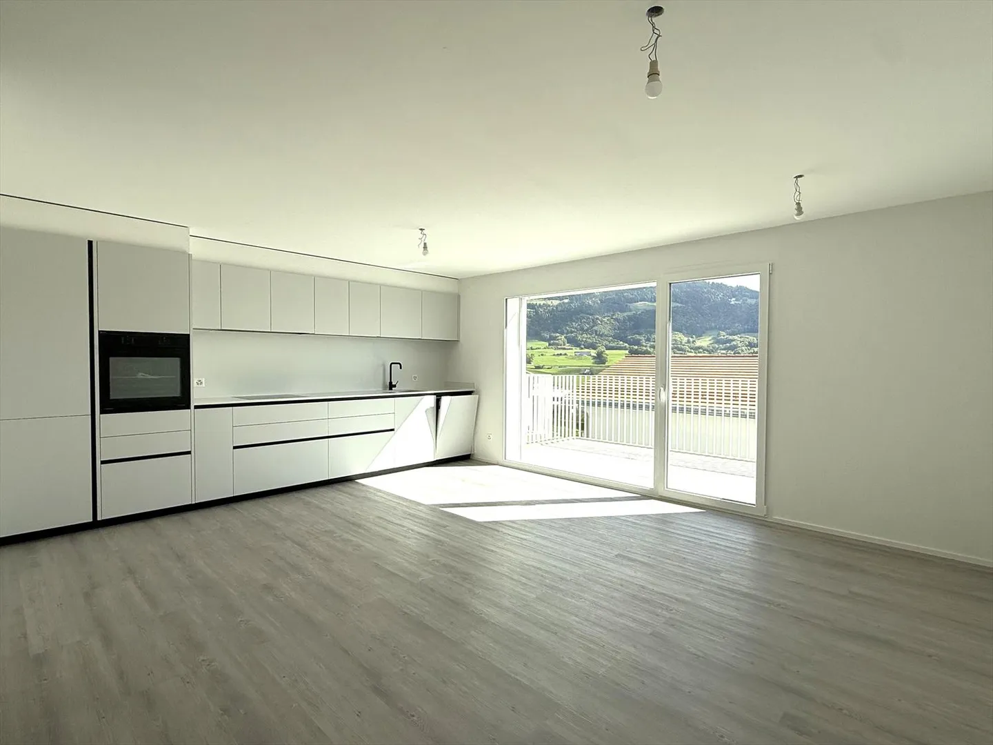 Apartment for rent - Photo 5 of 10