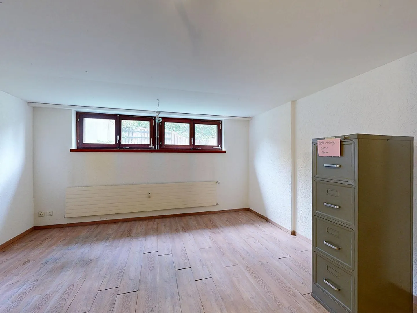 Spacious 5.5-room semi-detached house with versatile expansion potential - Photo 11 of 15