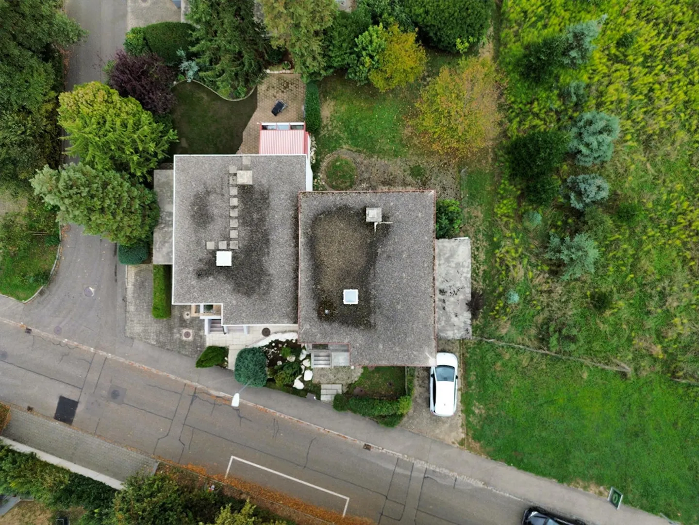 Spacious 5.5-room semi-detached house with versatile expansion potential - Photo 14 of 15