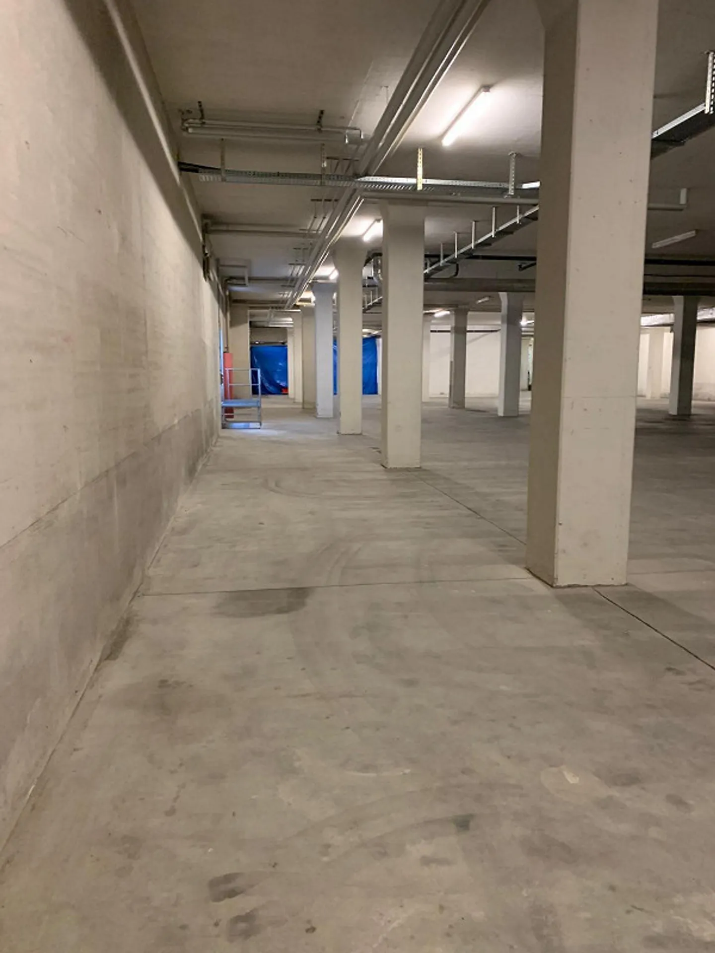 Spazio di stoccaggio spazioso in affitto! - Foto 7 di 20