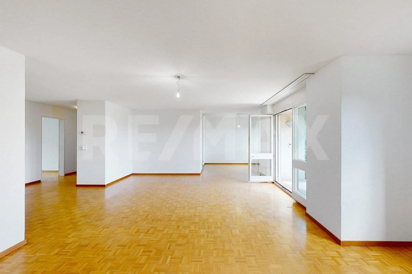 Appartamento 3.5 locali, 1° piano, ascensore, superficie utile 98 m², balcone 8 m², vista nel verde ... - Foto 11 di 13