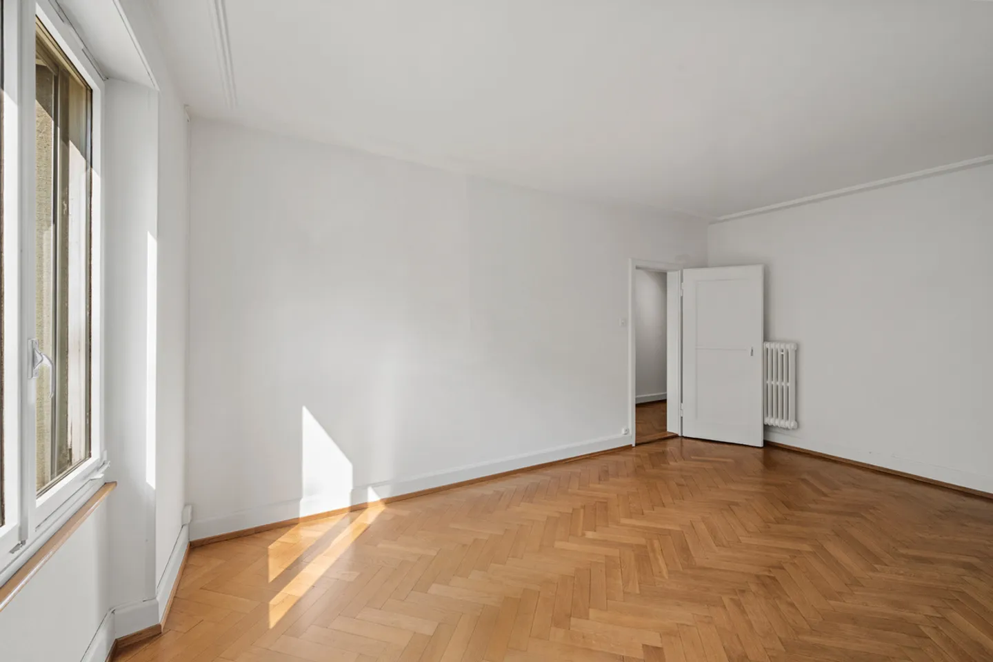 Apartment for rent - Photo 2 of 12