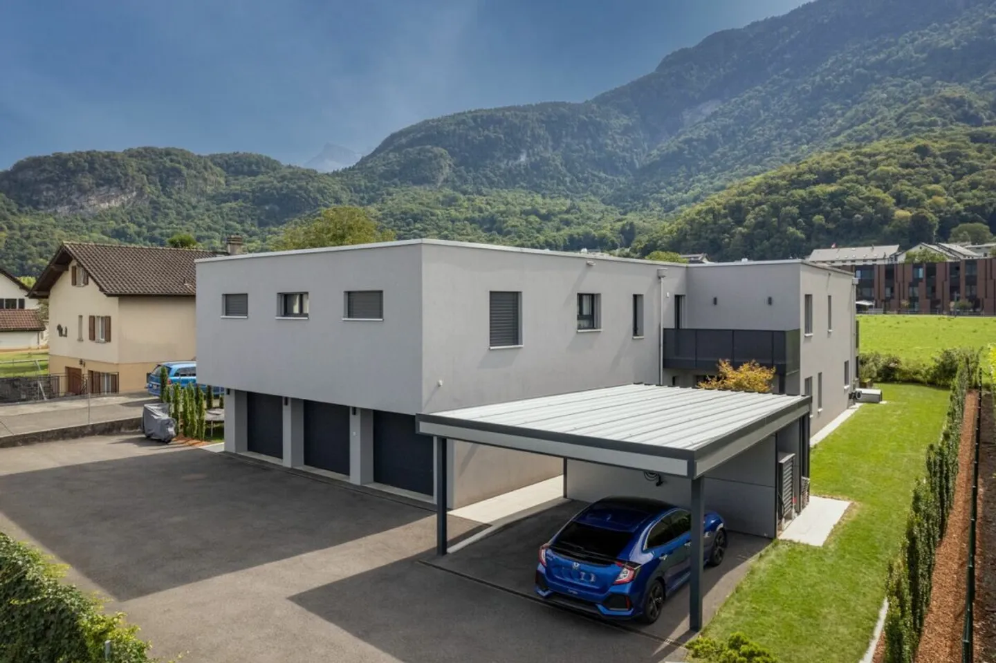 Hochwertiges Gebäude mit 2 Wohnungen, 5,5 Zimmern und 3,5 Zimmern. - Foto 24 von 24