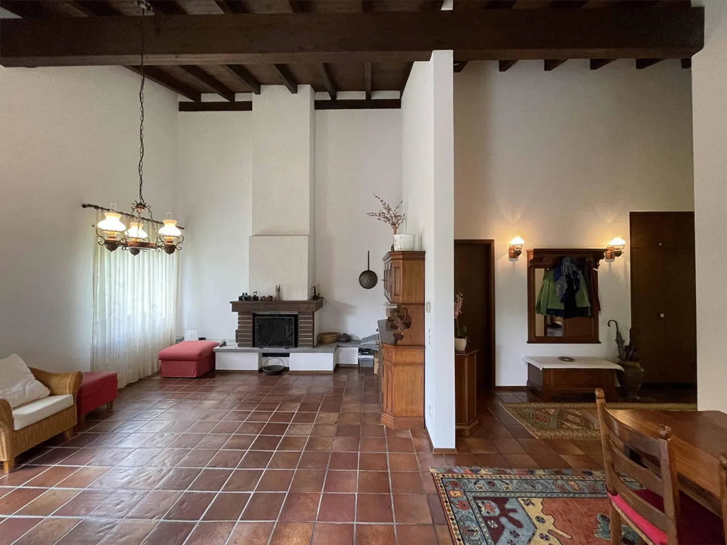 PROPRIETÀ STRAORDINARIA 5.5 CON GRANDE GIARDINO - Foto 7 di 13