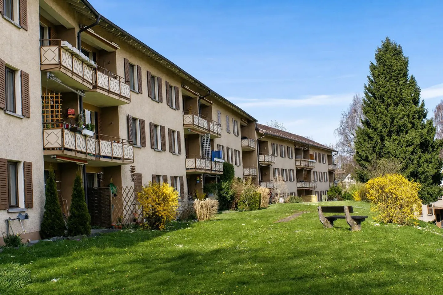 Charmante 3-Zimmerwohnung am östlichen Rosenberg in St. Gallen - Photo 1 of 6