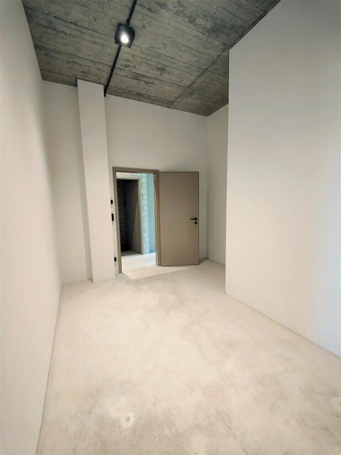 Incantevole appartamento di 3.5 locali con balcone e uso giardino - Foto 4 di 5