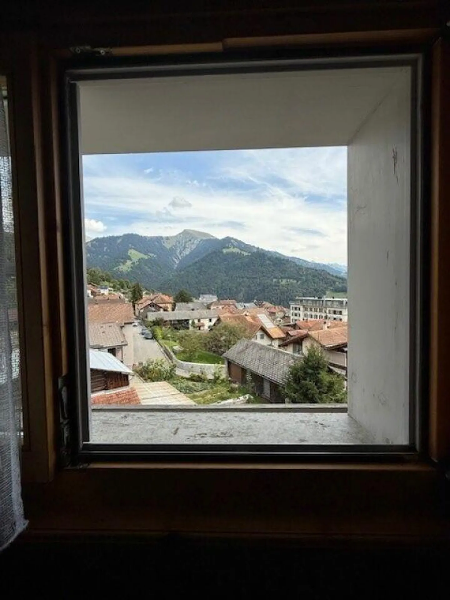Charming 5.5-Room House with History and Character - Photo 12 of 17