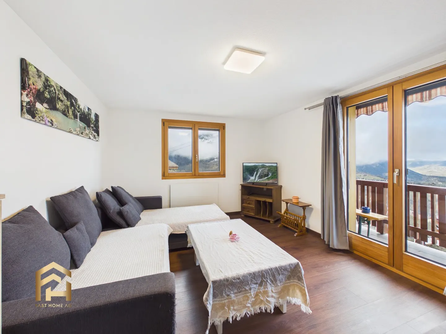 Sonnige 3.5-Zimmerwohnung mit Aussicht - Foto 2 von 13