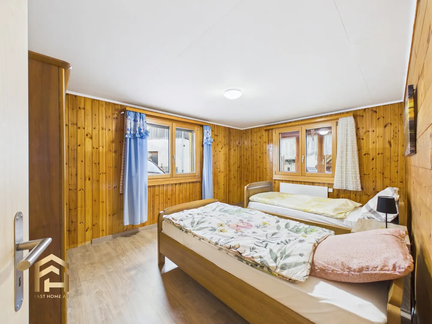 Sonnige 3.5-Zimmerwohnung mit Aussicht - Foto 6 von 13