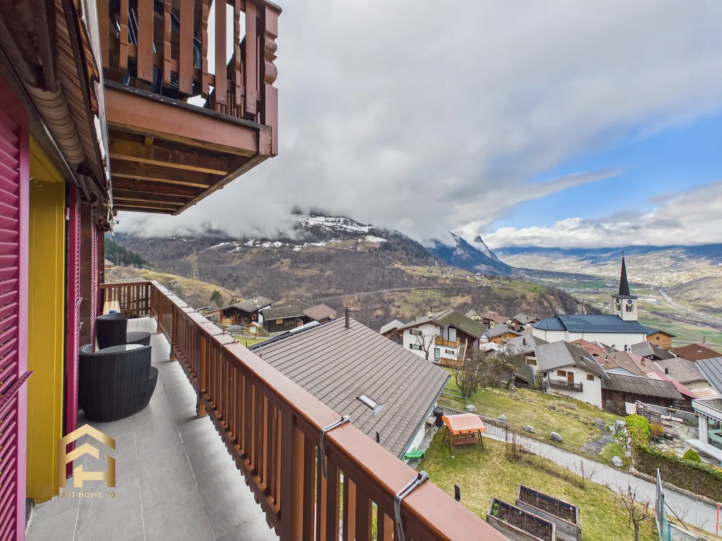 Sonnige 3.5-Zimmerwohnung mit Aussicht - Foto 9 von 13