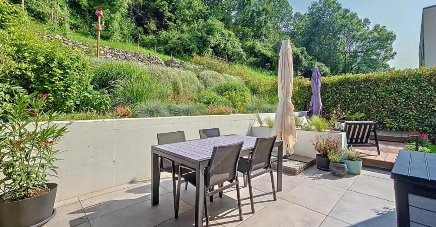 Villa contemporaine entre élégance, confort et nature - Photo 8 sur 9