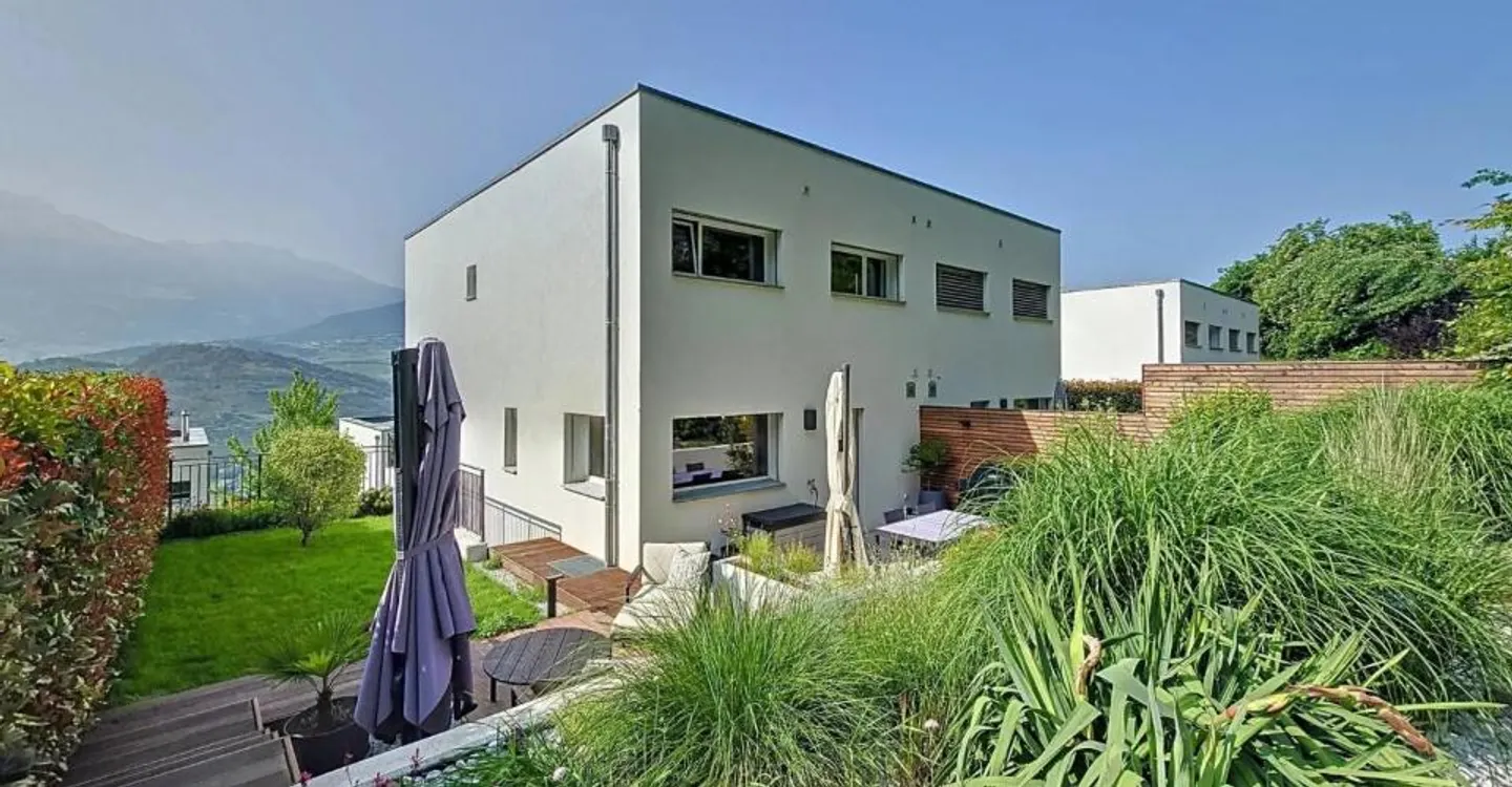 Villa contemporaine entre élégance, confort et nature - Photo 9 sur 9