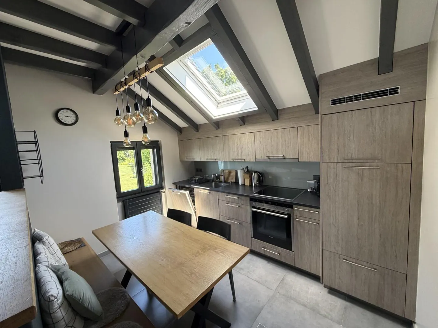 Appartement au bord du lac - Photo 5 sur 7
