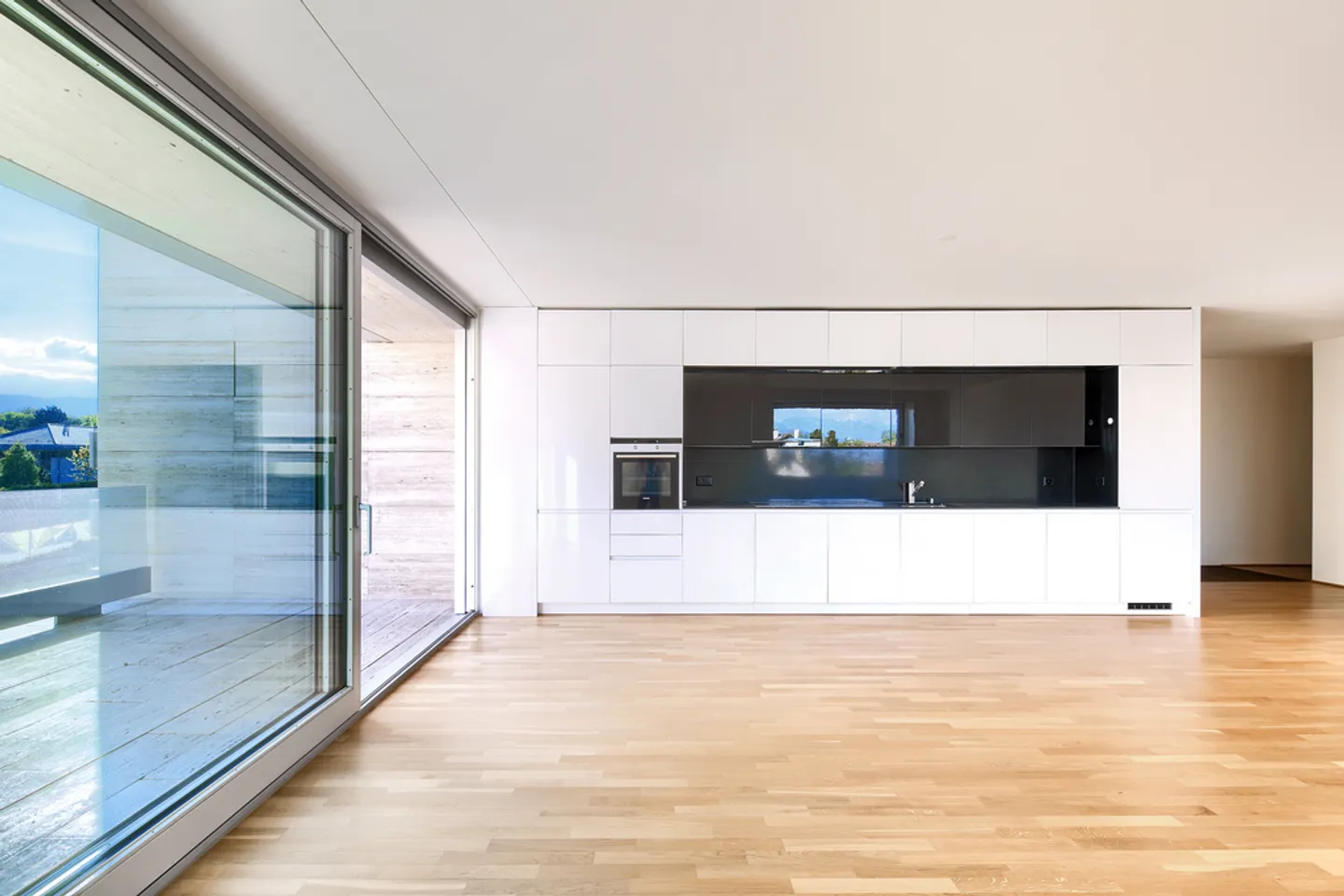 Appartamento 5 locali - Foto 2 di 6