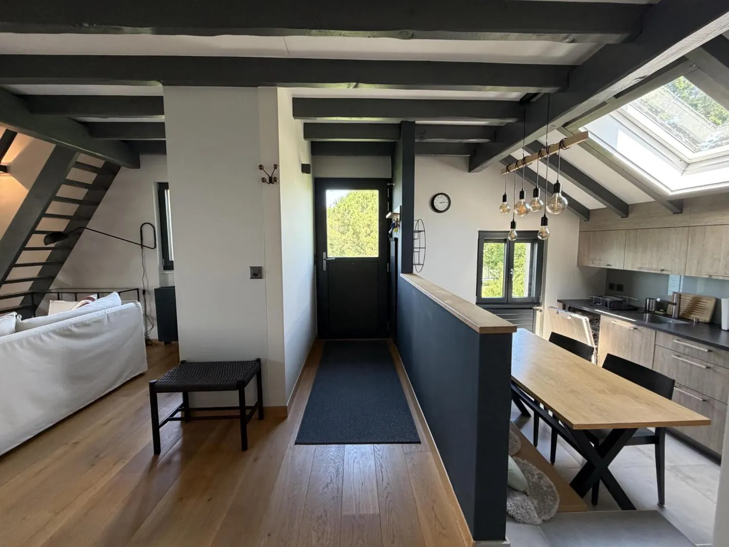 Appartement au bord du lac - Photo 4 sur 7
