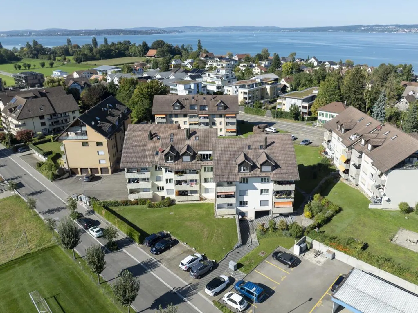 Investissement idéal deux appartements en copropriété de 3,5 pièces - Photo 1 sur 8