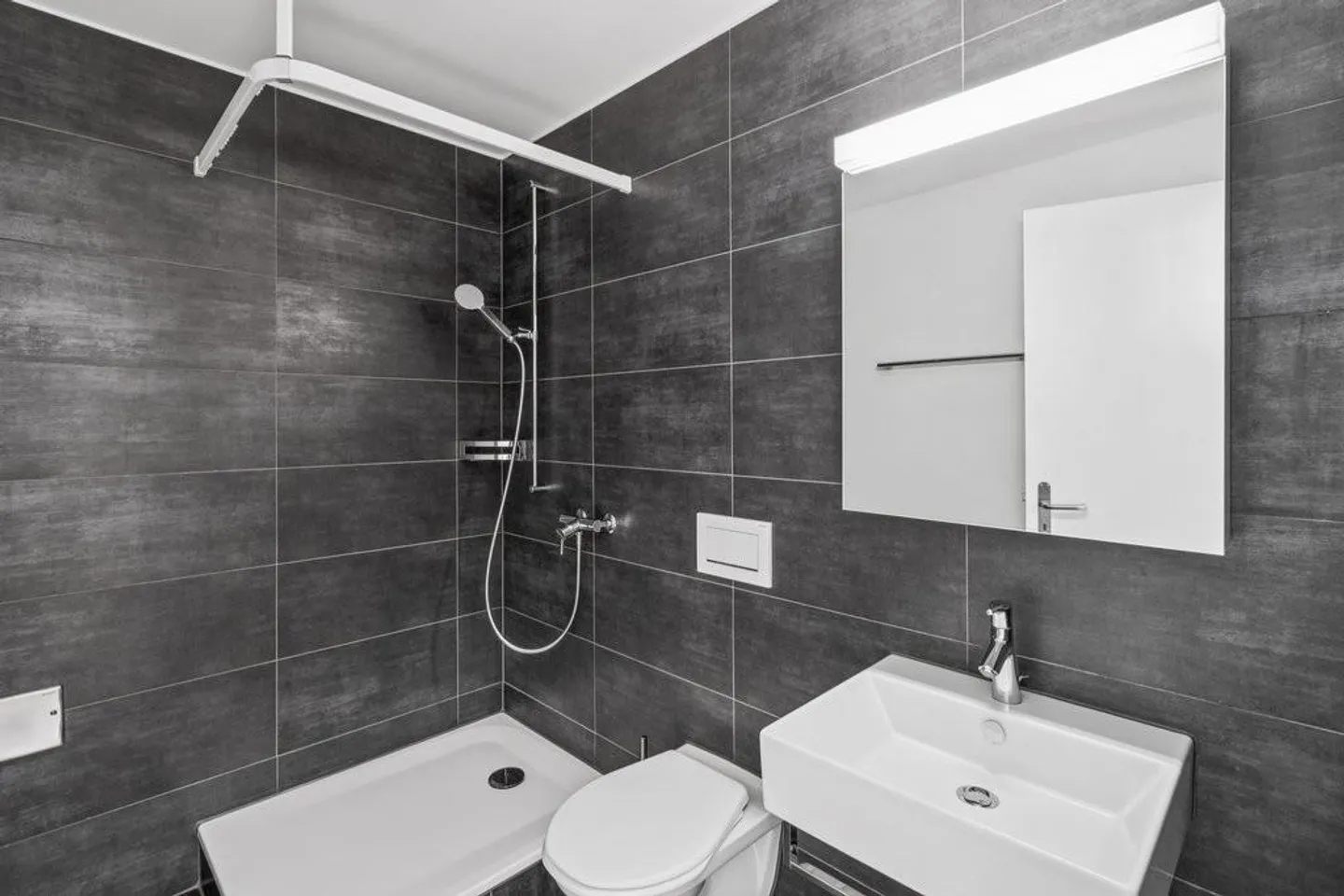 Gewerberaum an erstklassiger Lage in Pratteln zu vermieten - Foto 8 von 11