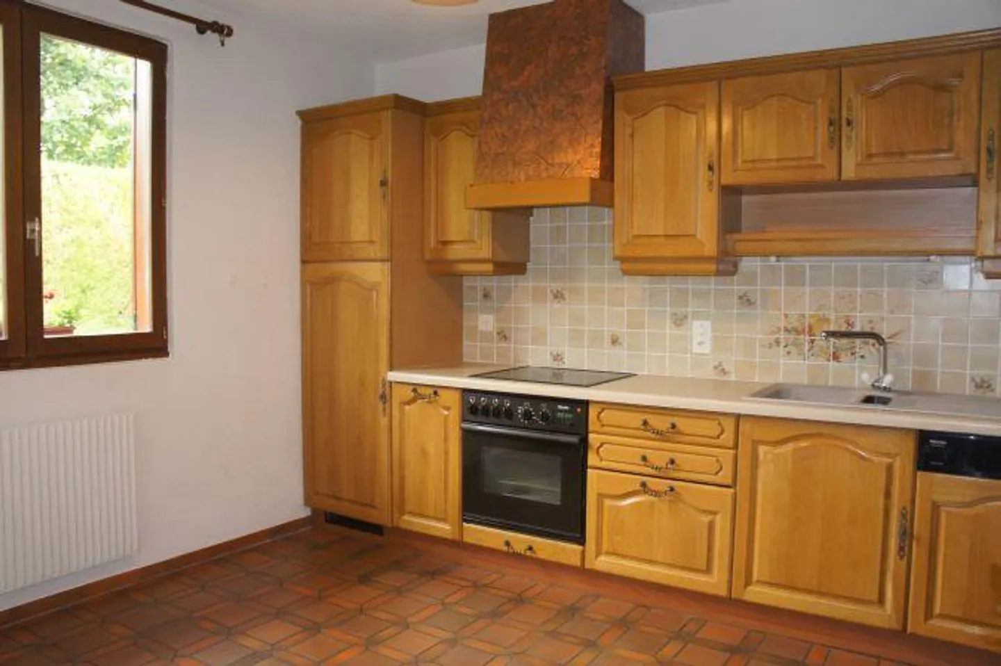 «7 Zimmer Reihenfamilienhaus» - Photo 3 sur 5