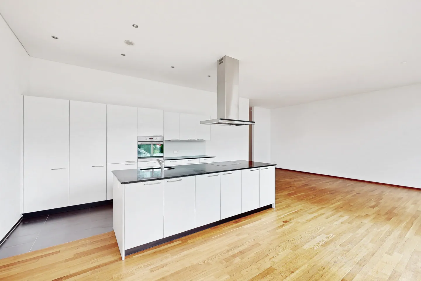 Exklusive, moderne Wohnung mit herrlicher Terrasse - Foto 2 von 9