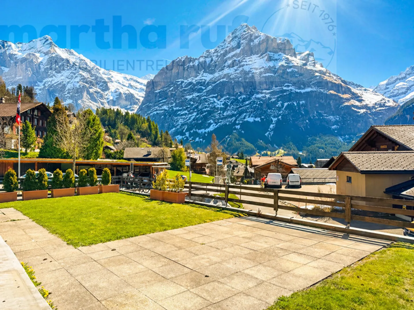 CASA A 3 FAMIGLIE SUL LATO SOLEGGIATO DI GRINDELWALD PROPRIETÀ PER VACANZE SENZA RESTRIZIONE SULLA SECONDA ABITAZIONE - Foto 4 di 13
