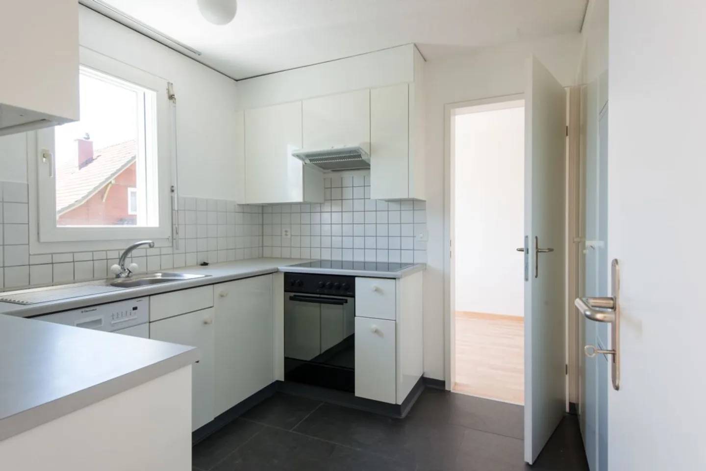 Appartement familial confortable de 4 1/2 pièces - Photo 8 sur 11