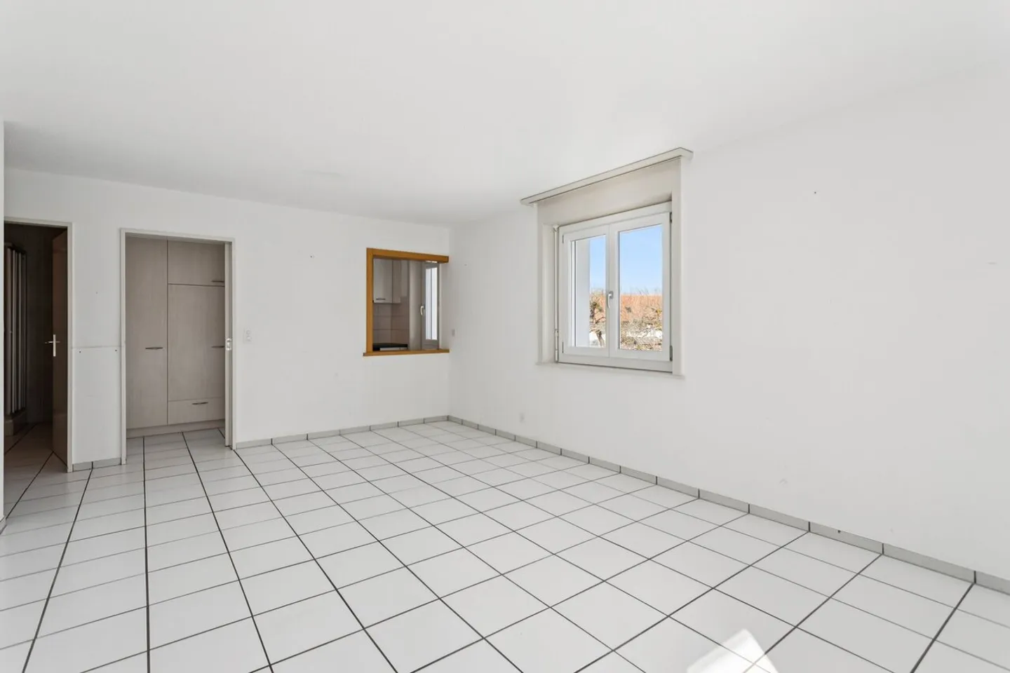 Apartment with terrace and garden - Photo 2 of 9